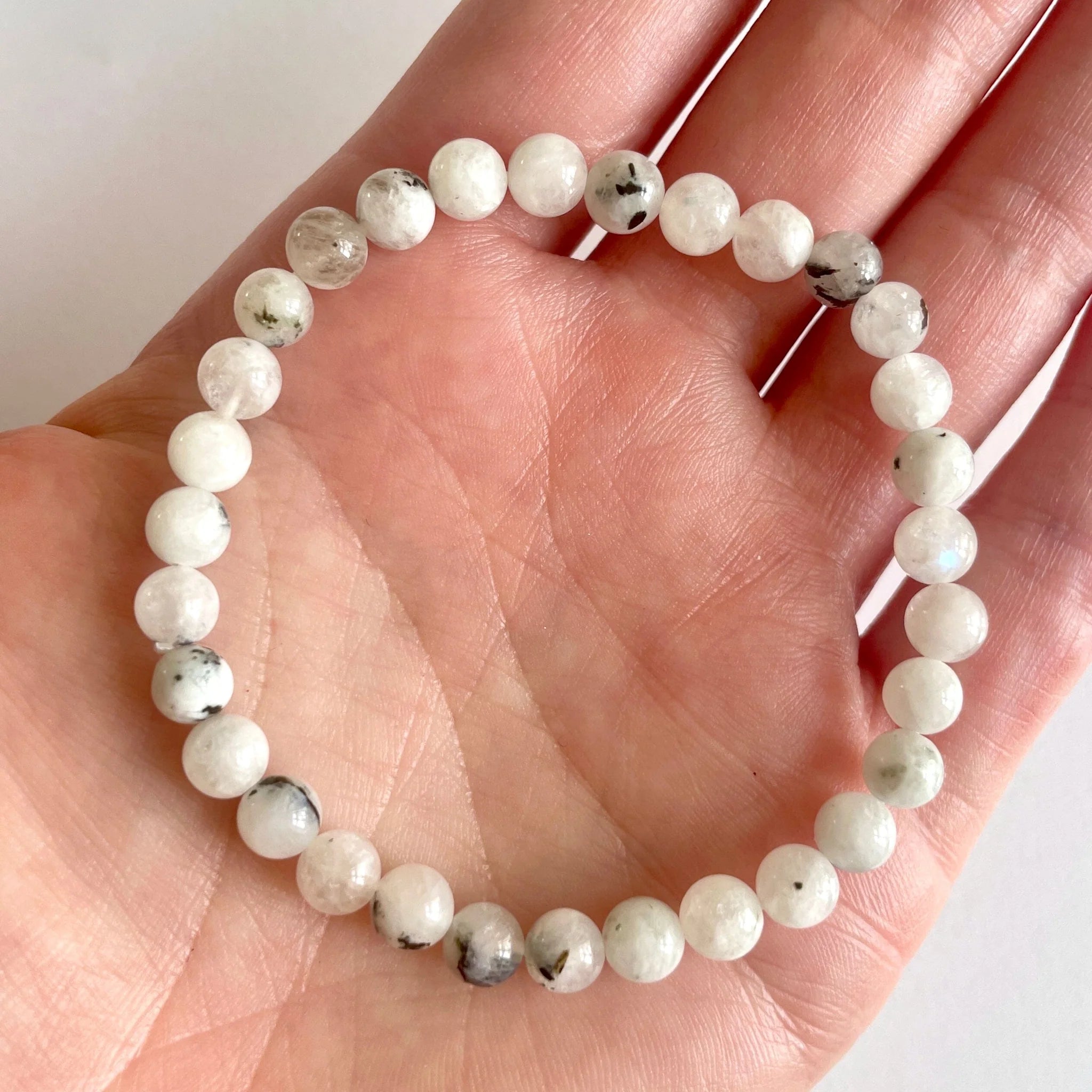 Bracelet that gives you good luck deals